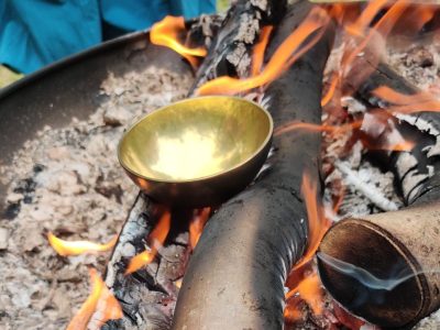 brass bowl on last fire adelhaus